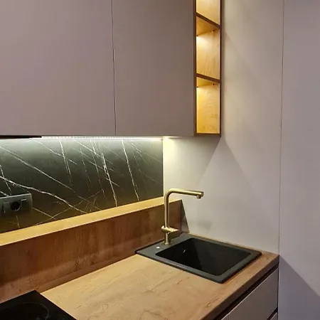 Harmony アパート アランジェロヴァツ